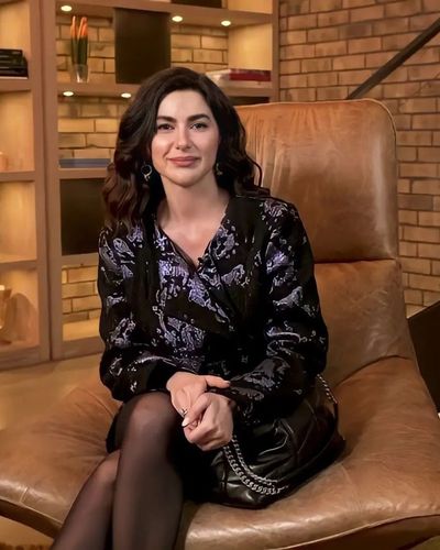 Nesrin Cavadzade seksi ifşa fotoğrafı 468