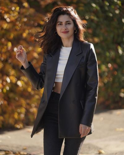 Nesrin Cavadzade seksi ifşa fotoğrafı 476