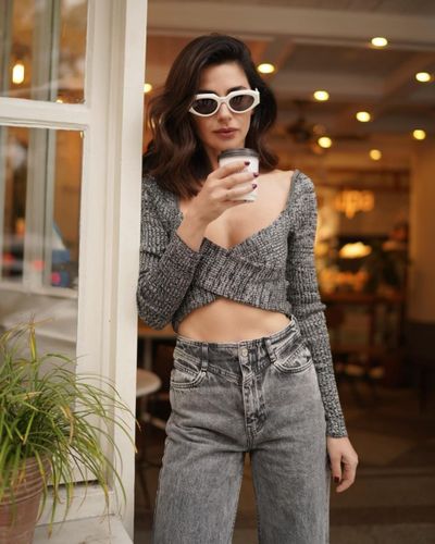Nesrin Cavadzade seksi ifşa fotoğrafı 489