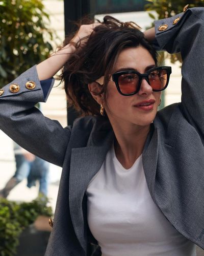 Nesrin Cavadzade seksi ifşa fotoğrafı 502