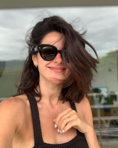 Nesrin Cavadzade seksi ifşa fotoğrafı 566