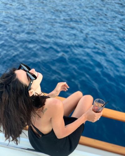 Nesrin Cavadzade seksi ifşa fotoğrafı 568