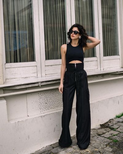 Nesrin Cavadzade seksi ifşa fotoğrafı 577