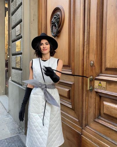 Nesrin Cavadzade seksi ifşa fotoğrafı 596