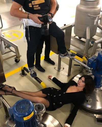 Nesrin Cavadzade seksi ifşa fotoğrafı 613