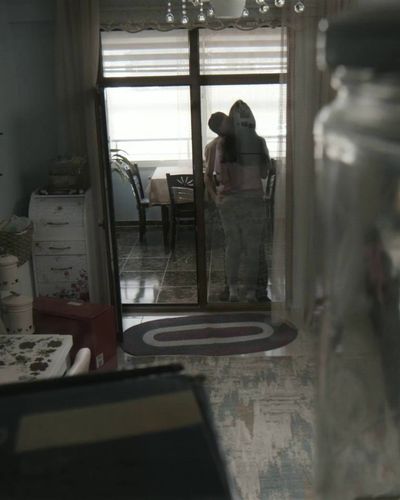 Nihan Okutucu seksi ifşa fotoğrafı 4 — In The Blind Spot (2023)