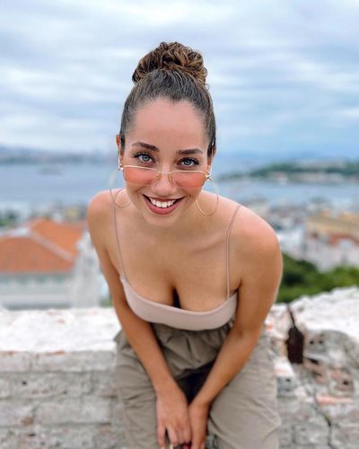 Özge Özacar seksi ifşa fotoğrafı 117