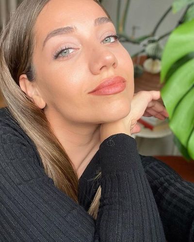 Özge Özacar seksi ifşa fotoğrafı 149