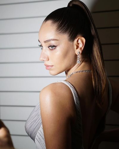 Özge Özacar seksi ifşa fotoğrafı 162