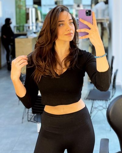 Özge Özacar seksi ifşa fotoğrafı 234