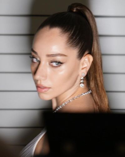 Özge Özacar seksi ifşa fotoğrafı 238