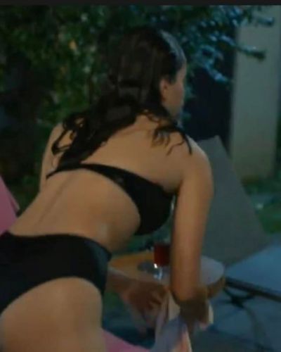 Özge Özacar seksi ifşa fotoğrafı 245