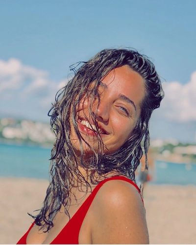 Özge Özacar seksi ifşa fotoğrafı 331