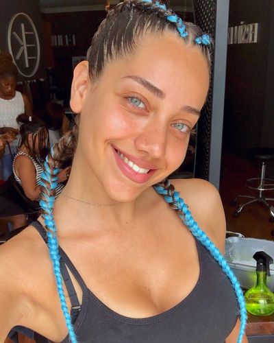 Özge Özacar seksi ifşa fotoğrafı 371