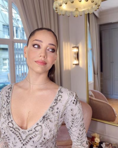 Özge Özacar seksi ifşa fotoğrafı 397