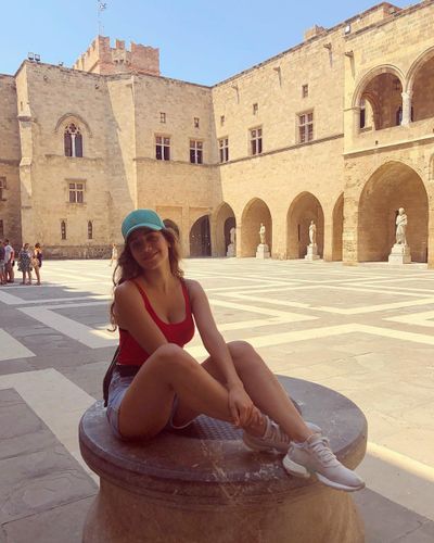 Özge Özacar seksi ifşa fotoğrafı 413