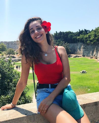 Özge Özacar seksi ifşa fotoğrafı 418