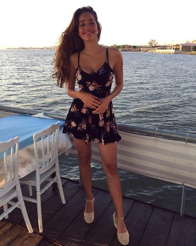 Özge Özacar seksi ifşa fotoğrafı 426