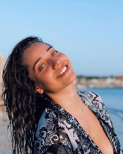 Özge Özacar seksi ifşa fotoğrafı 450