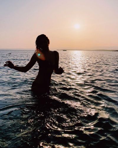 Özge Özacar seksi ifşa fotoğrafı 451