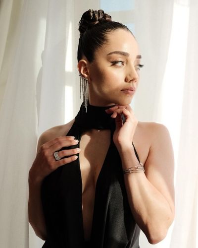 Özge Özacar seksi ifşa fotoğrafı 69