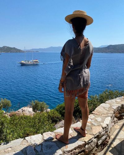Özge Özpirinççi seksi ifşa fotoğrafı 35