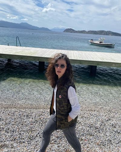 Özge Özpirinççi seksi ifşa fotoğrafı 36