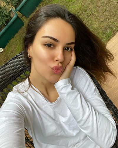 Özgü Kaya seksi ifşa fotoğrafı 320