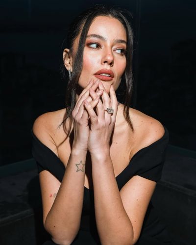 Pelin Akil seksi ifşa fotoğrafı 107