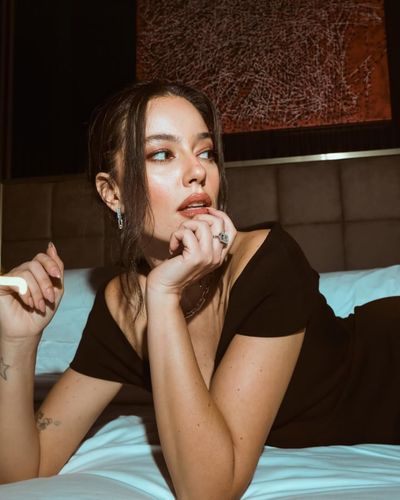 Pelin Akil seksi ifşa fotoğrafı 115