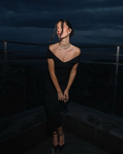 Pelin Akil seksi ifşa fotoğrafı 137