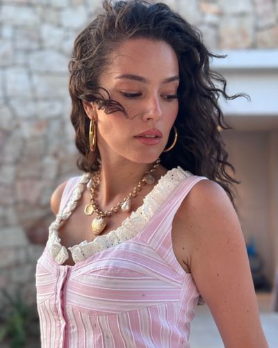 Pelin Akil seksi ifşa fotoğrafı 301