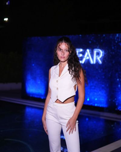 Pelin Akil seksi ifşa fotoğrafı 321