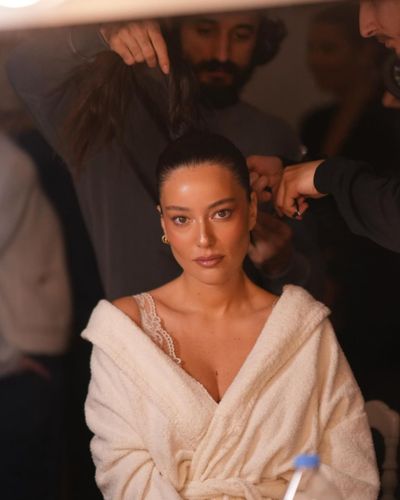 Pelin Akil seksi ifşa fotoğrafı 335