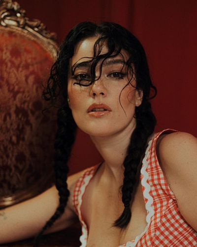 Pelin Akil seksi ifşa fotoğrafı 380