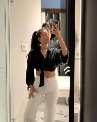 Pelin Akil seksi ifşa fotoğrafı 407