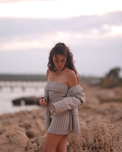 Pelin Akil seksi ifşa fotoğrafı 411