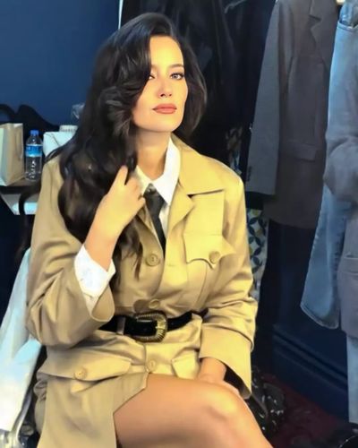 Pelin Akil seksi ifşa fotoğrafı 417