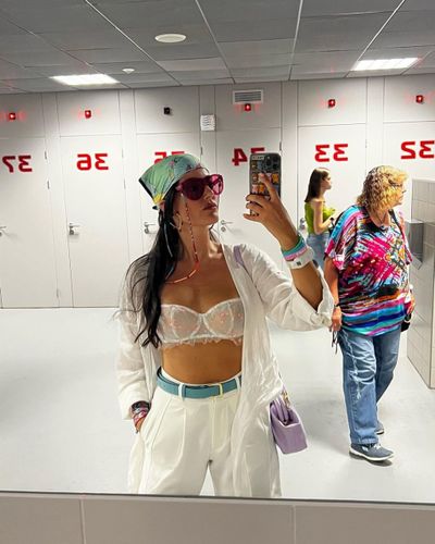 Pelin Akil seksi ifşa fotoğrafı 463