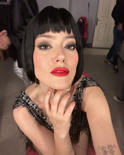Pelin Akil seksi ifşa fotoğrafı 473