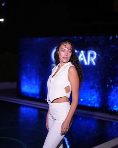 Pelin Akil seksi ifşa fotoğrafı 502