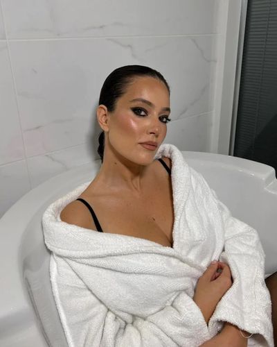 Pelin Akil seksi ifşa fotoğrafı 503