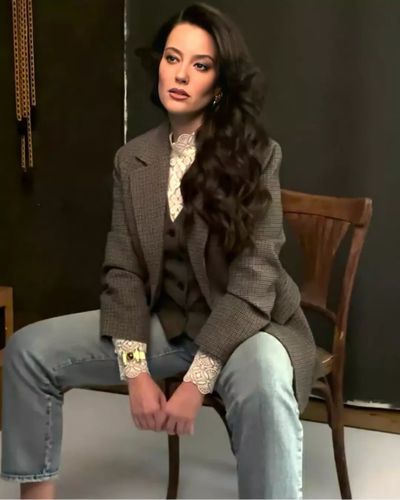 Pelin Akil seksi ifşa fotoğrafı 511
