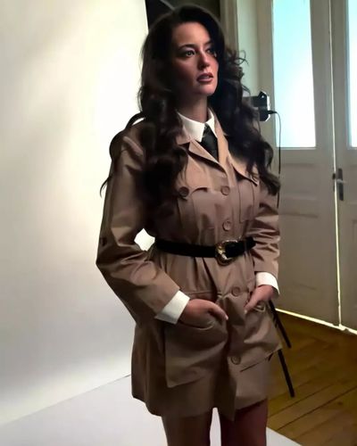 Pelin Akil seksi ifşa fotoğrafı 518