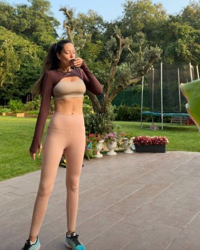 Pelin Akil seksi ifşa fotoğrafı 593