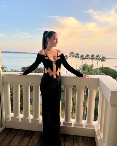 Pelin Akil seksi ifşa fotoğrafı 655