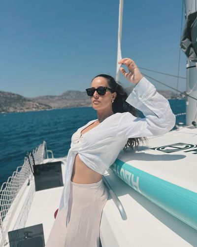 Pelin Akil seksi ifşa fotoğrafı 683