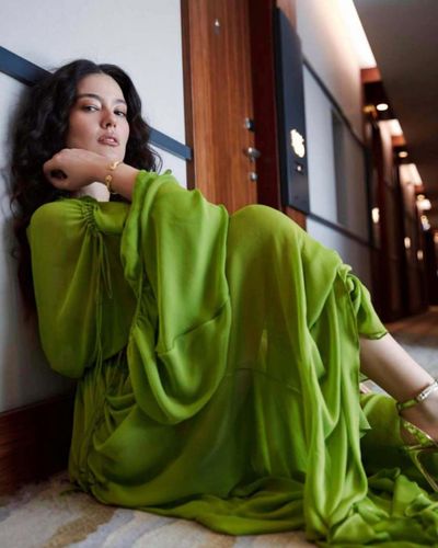 Pelin Akil seksi ifşa fotoğrafı 714