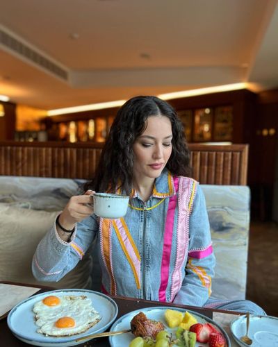 Pelin Akil seksi ifşa fotoğrafı 763