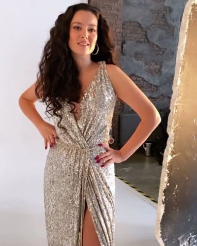 Pelin Akil seksi ifşa fotoğrafı 779